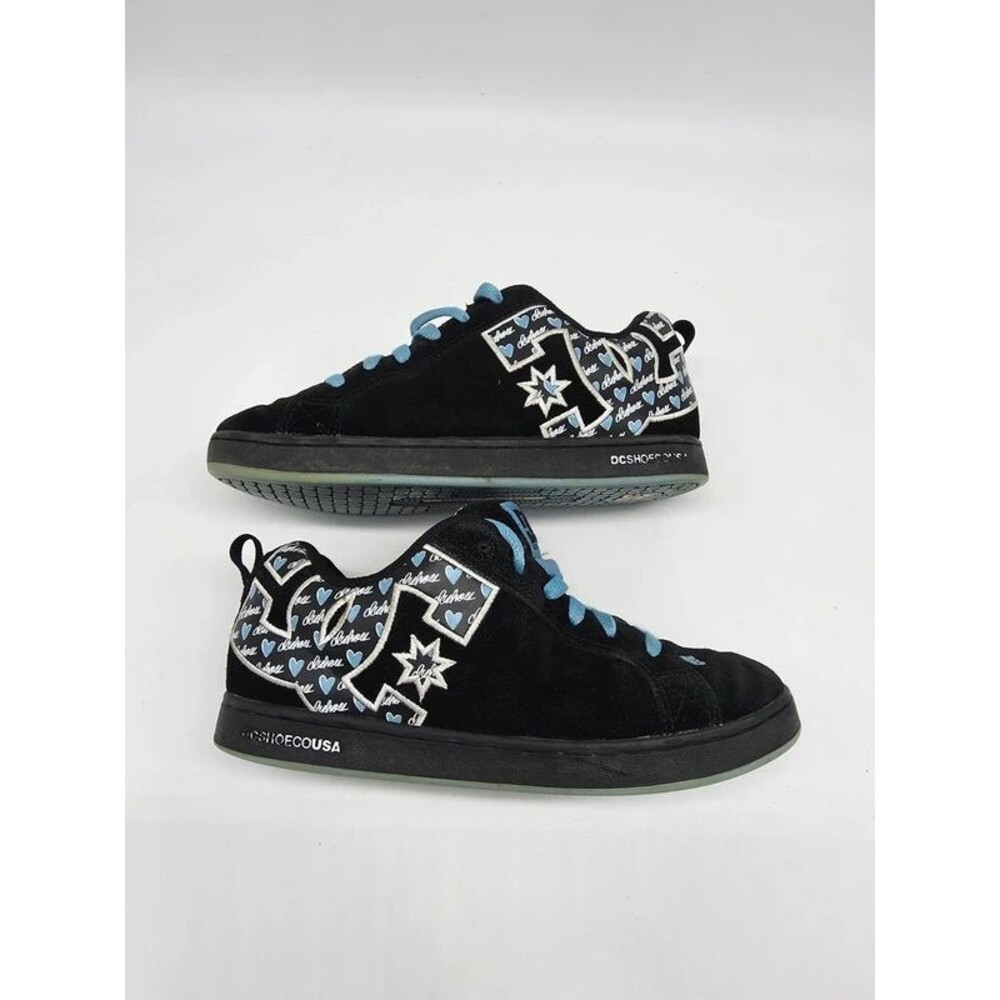 DC Shoes Court Graffik SE Womens 7.5 Black Suede Blue Hearts Y2K Chunky Skate 07 - Picture 7 of 8